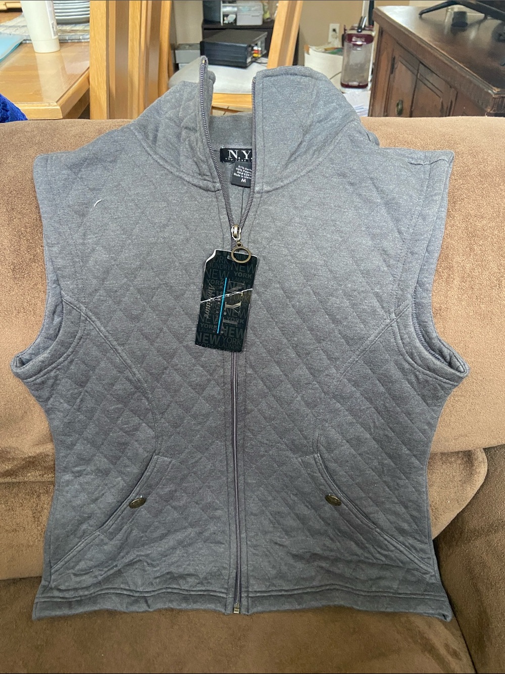 New York Laundry Quilted Sleeveless Zip-Up Vest in Gray